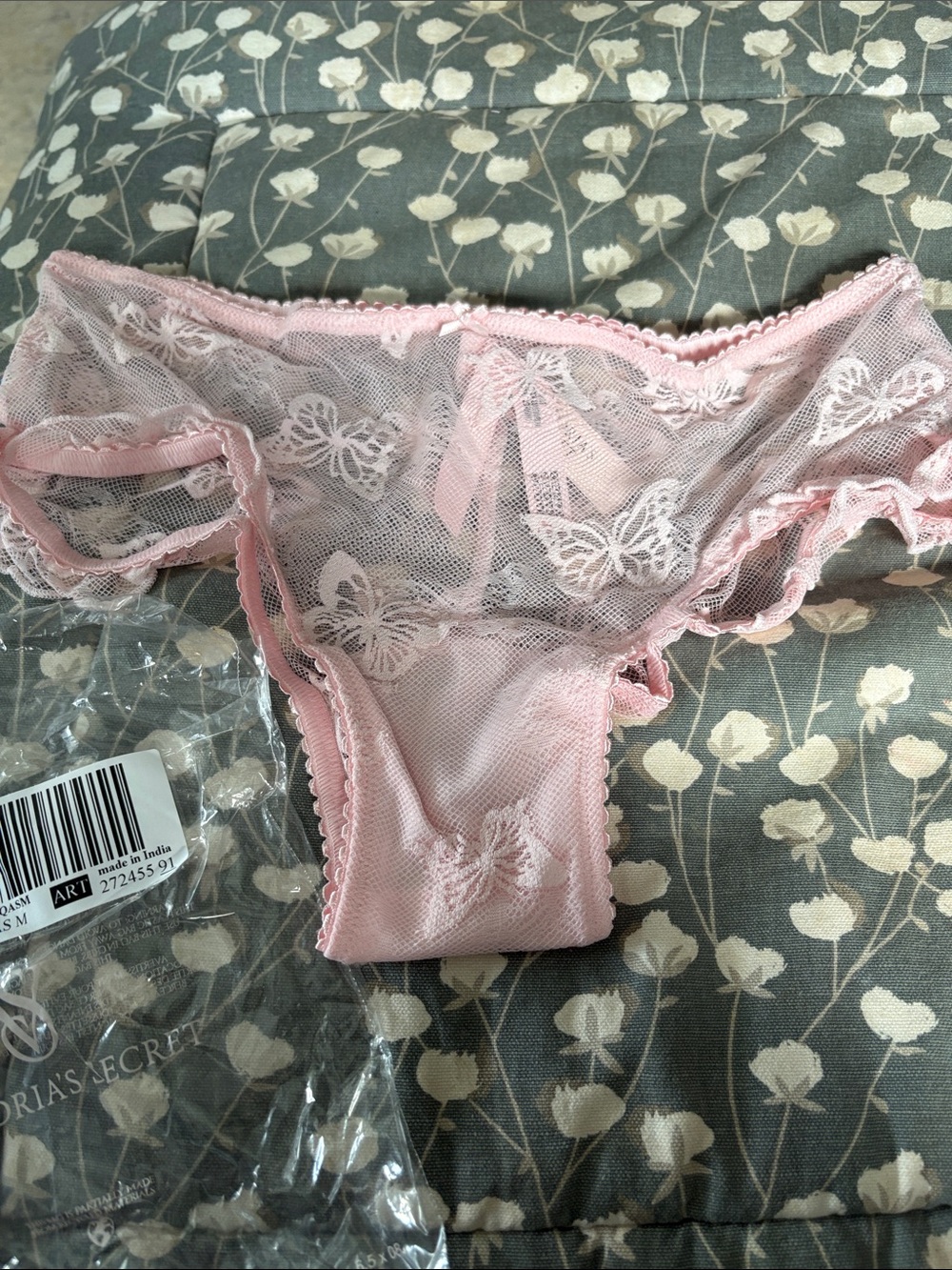 7️⃣1️⃣8️⃣ Victoria's Secret Pink Sheer Lace Butterfly panty